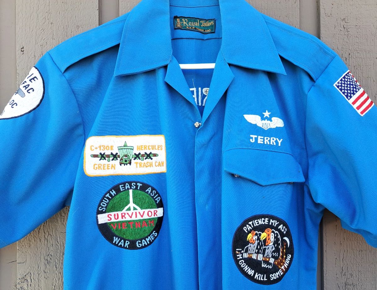 ORIGINAL US AIR FORCE VIETNAM MILITARY FLIGHT SUIT W PATCHES 