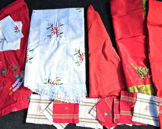 CHRISTMAS LINENS
