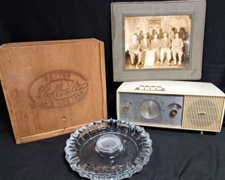 CIGAR ASHTRAY & RADIO MORE LOT