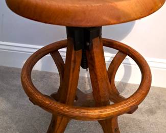 OAK STOOL