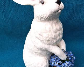 CERAMIC BUNNY 