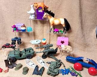 GI JOE ACCESS & ASST TOYS LOT