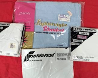 VINTAGE SHEETS LINENS BLANKET