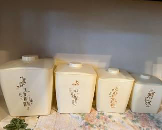 Vintage Canister Set
Good condition, however some of the writing is wearing off.