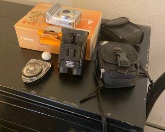 Canon Power Shot A570 IS, Binoculars And Light Meter