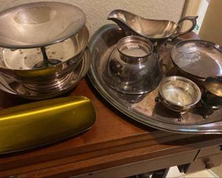 Wallace, Reed Barton, WM Rogers Silver Plated Items