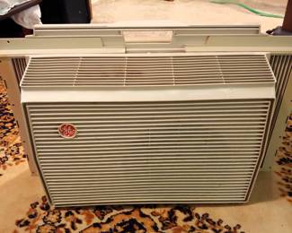 Portable window air conditioner