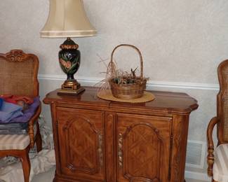 BUFFET - PAINTED LAMP