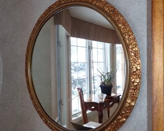 ROUND WALL MIRROR