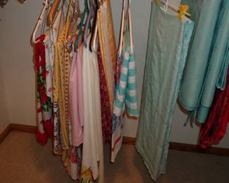 TABLE CLOTHES