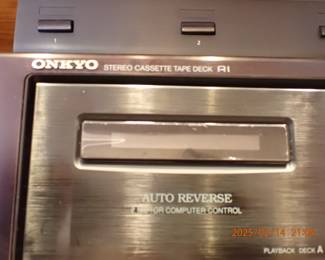 ONKYO STEREO CASSETTE TAPE DECK RI