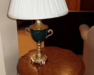 ROUND SIDE TABLE / SHELF WOOD