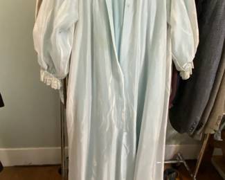 Ladies Vintage Robe by Odette Barsa