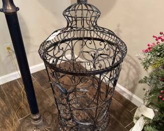 Old World Garden Urn