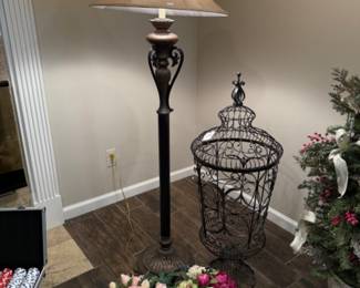Old World Garden Urn