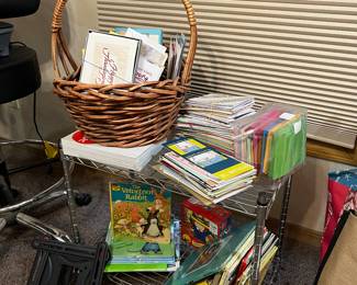 Lots of children's books 