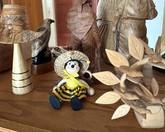 Carved wooden pieces 