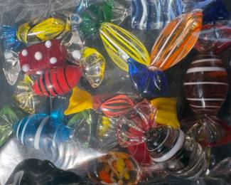 Glass candy pieces