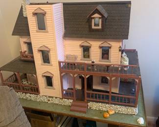 Dollhouse. Needs some tlc