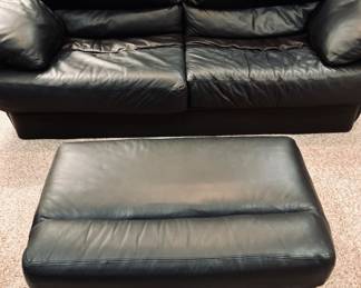 Comfortable Black Leather Living Set. Sofa/Love Seat/Ottoman.