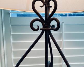 Decorative Wrought Iron Scroll Table Lamp.