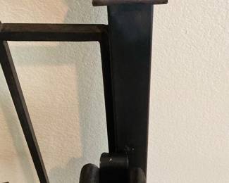 Black Wrought Iron Queen Bed. Headboard/Foot/Side Frame. Top Condition.