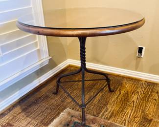 Vintage Round Table w/Iron Base.