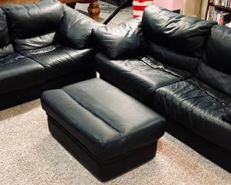 Comfortable Black Leather Living Set. Sofa/Love Seat/Ottoman.