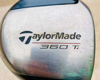 CLEAN Taylormade R360 Ti Driver 10.5 degree.