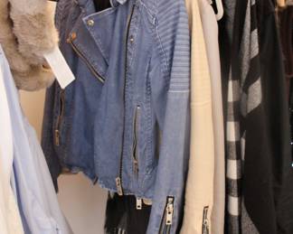 Ladies cropped leather jackets