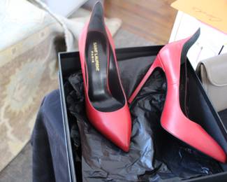 Saint Laurent new never work heels