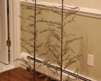 Pair decorative trees