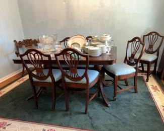 Antique Dining Table with 3 leaves, pads, 6 chairs