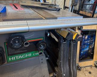 Hitachi table saw