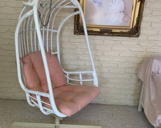 a vintage hanging "Egg" chair--groovy!