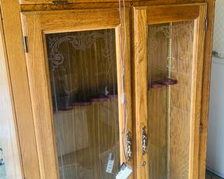 lighted gun cabinet