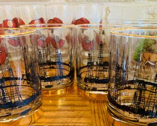 Culver's set of 4 "Oil Derrick" on the rocks glasses--perfect