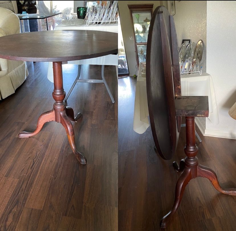 1780’s- 1800’s Walnut Edge Tilt-Top Tea Table