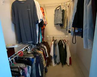 Men’s clothing sizes medium to 2x