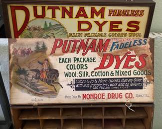 Antique Putnam Dues storage box