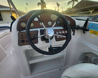 2003 Hurricane (Godfrey Marine) SunDeck SD187 (18'7) Boat - functional, just had tuneup, Yamaha 115 4Stroke Outboard Motor w. approximately 80hrs, comes w. trailer, title in hand ($10,750 OBO) WON'T LAST ! - cash talks