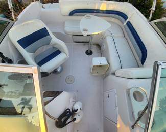2003 Hurricane (Godfrey Marine) SunDeck SD187 (18'7) Boat - functional, just had tuneup, Yamaha 115 4Stroke Outboard Motor w. approximately 80hrs, comes w. trailer, title in hand ($10,750 OBO) WON'T LAST ! - cash talks