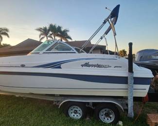 2003 Hurricane (Godfrey Marine) SunDeck SD187 (18'7) Boat - functional, just had tuneup, Yamaha 115 4Stroke Outboard Motor w. approximately 80hrs, comes w. trailer, title in hand ($10,750 OBO) WON'T LAST ! - cash talks