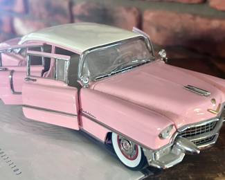 Elvis Presley Pink Cadillac with box