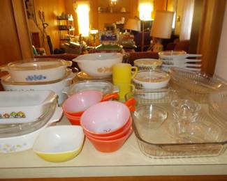 Pyrex , Corning and Fire King
