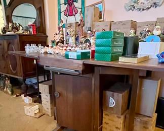 English drop leaf table