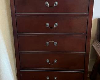 Chest of drawers