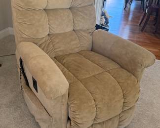 LIFT AND MASSAGE CHAIR