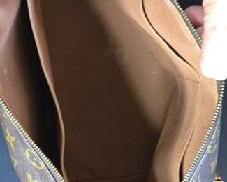 Louis Vuitton Totally MM Handbag