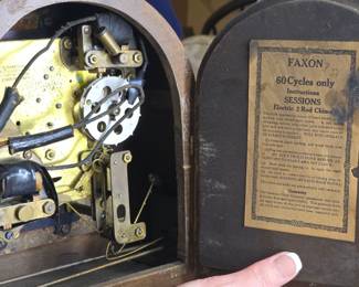 Vintage Sessions Electric Clock